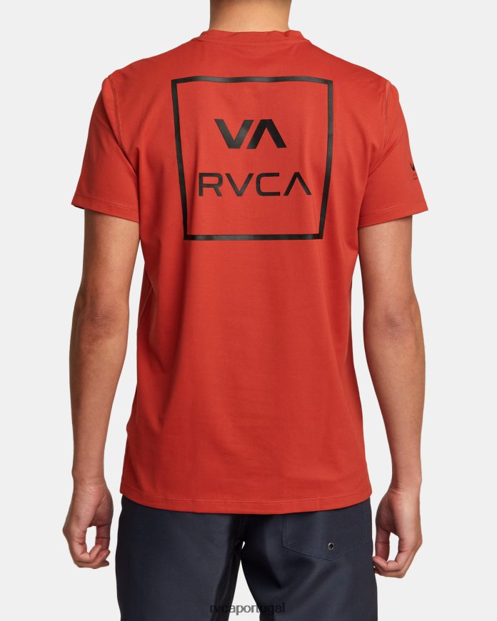roupas RVCA unissex rashguard manga curta cinábrio N00F2H350